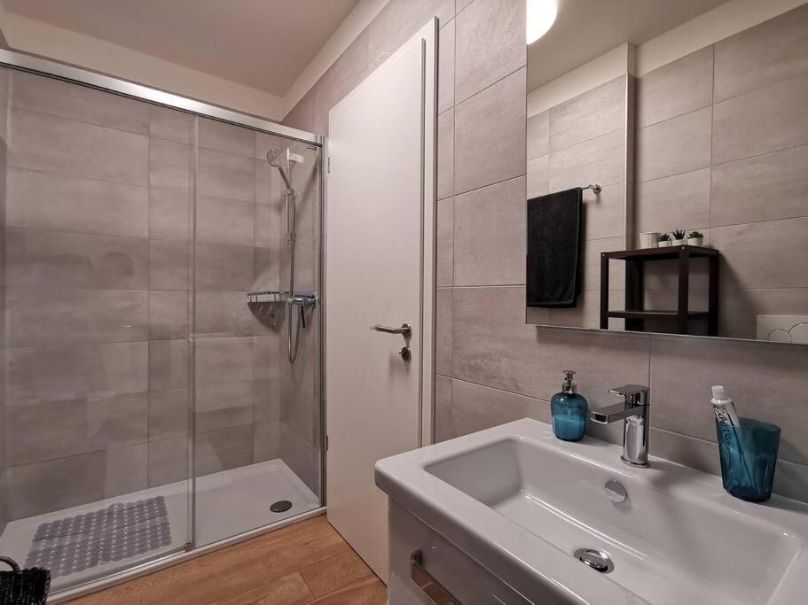 Experience The Loft! Loft 18, Downtown, Near The Lake Free Parking Available Lugano Zewnętrze zdjęcie